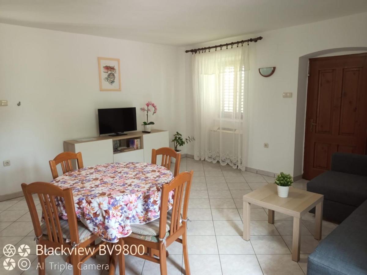 Apartments Vodaric Loznati Cres Luaran gambar