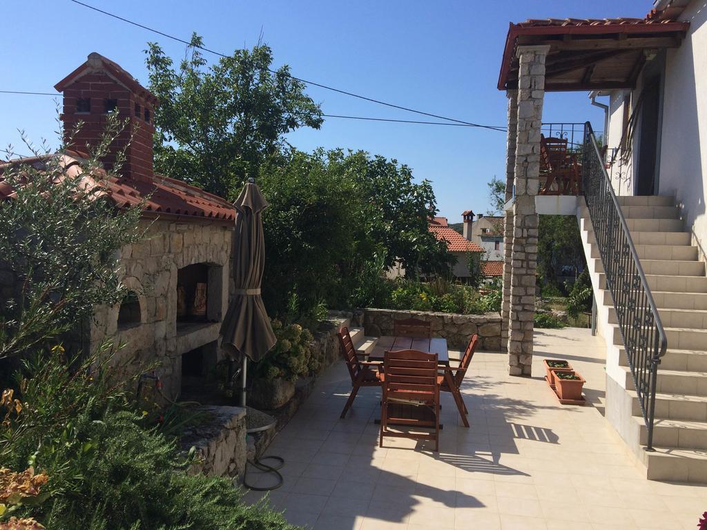 Apartments Vodaric Loznati Cres Luaran gambar