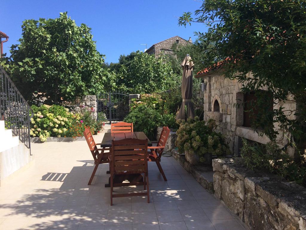 Apartments Vodaric Loznati Cres Luaran gambar